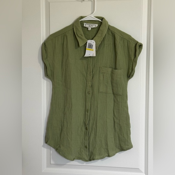 Hippie Rose Sage Green Button-Down Blouse - Picture 1 of 7